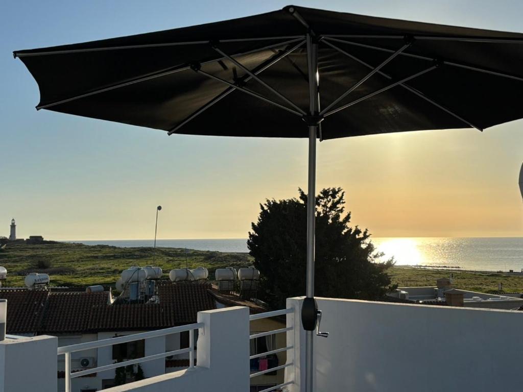 Appartement Venus Lighthouse 2B, Sea-View, Paphos Center Extérieur photo