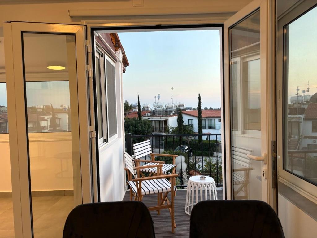 Appartement Venus Lighthouse 2B, Sea-View, Paphos Center Extérieur photo