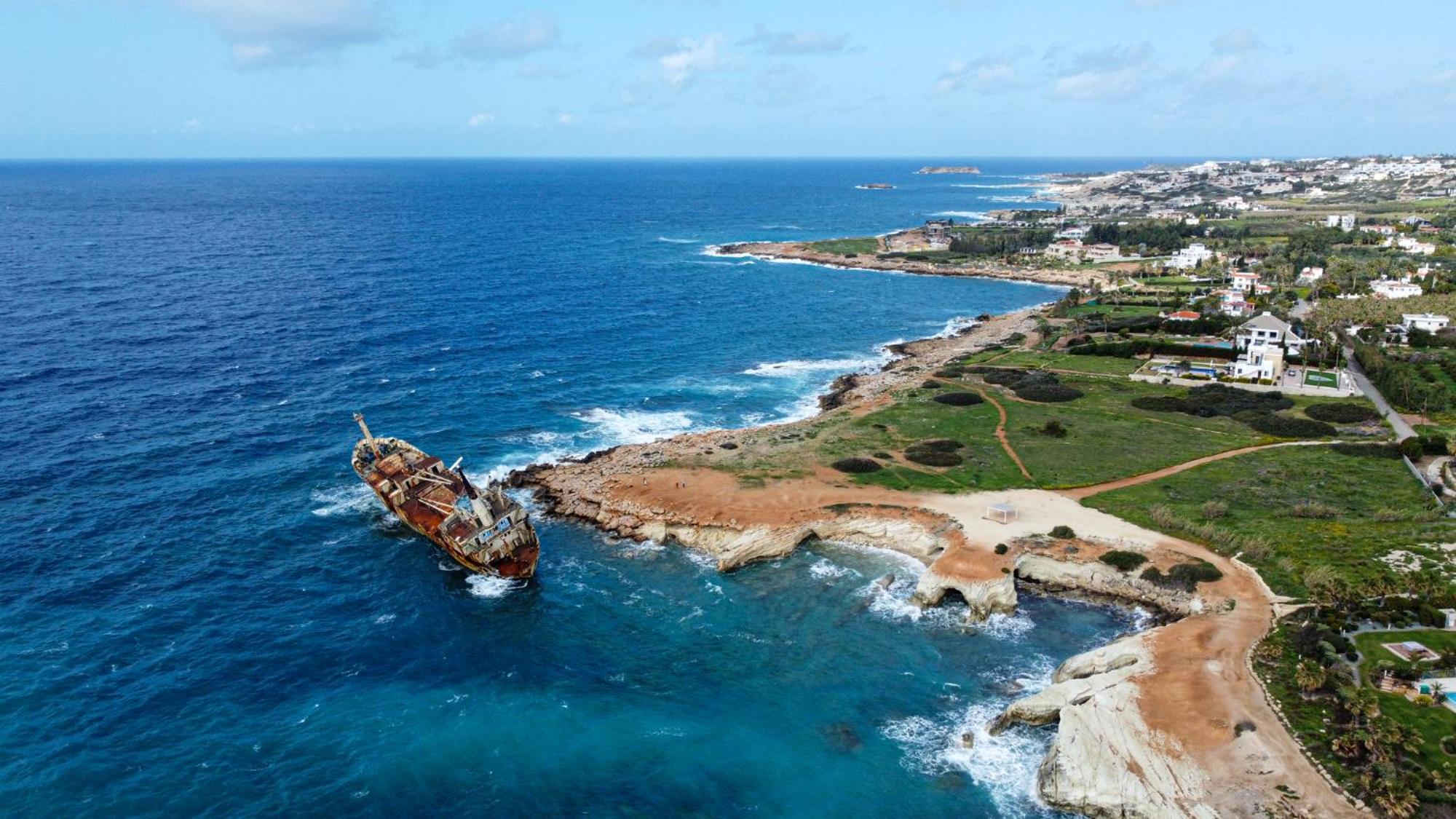 Appartement Venus Lighthouse 2B, Sea-View, Paphos Center Extérieur photo